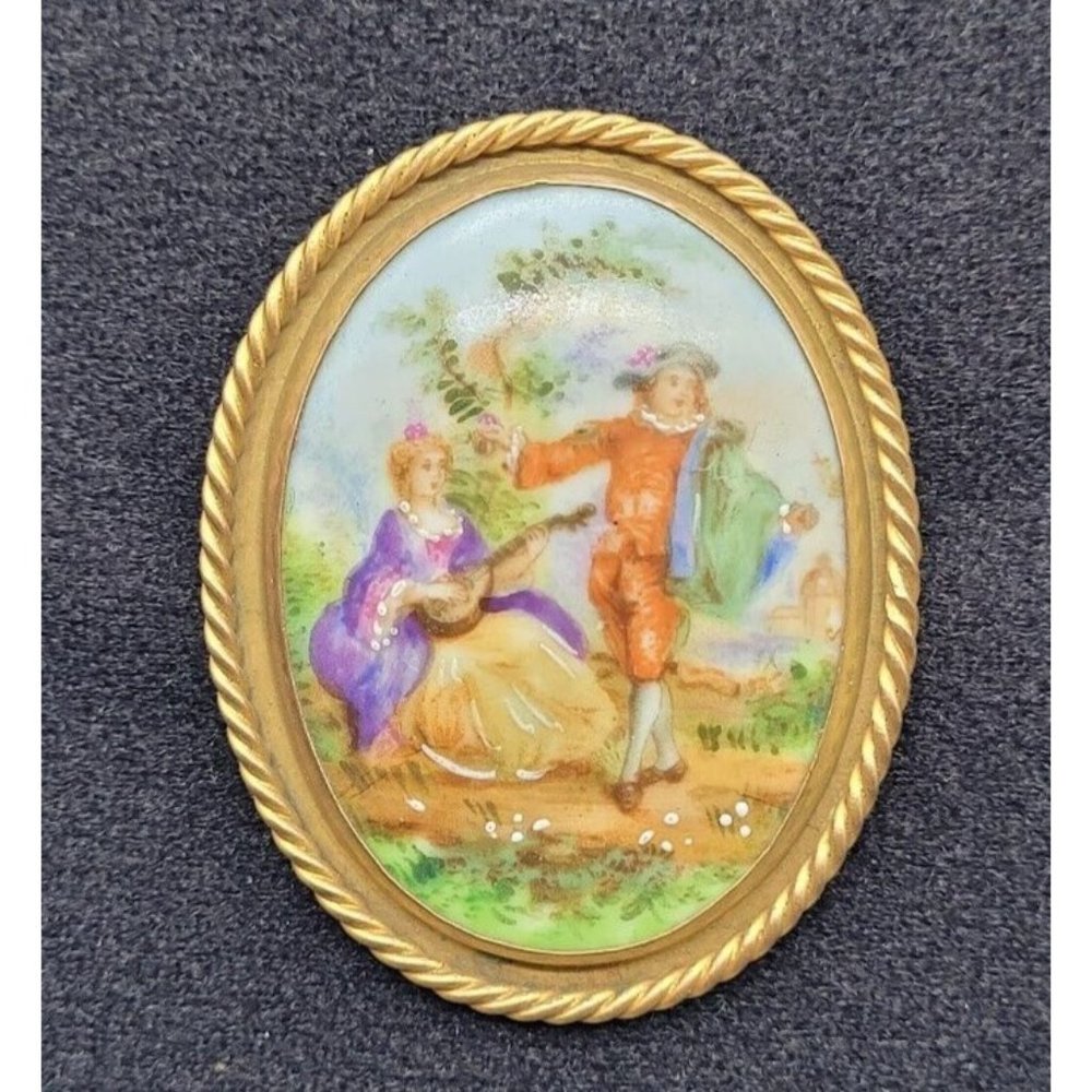 VTG Limoges Hand Painted Porcelain Romantic Scene Pin France Paris Gold